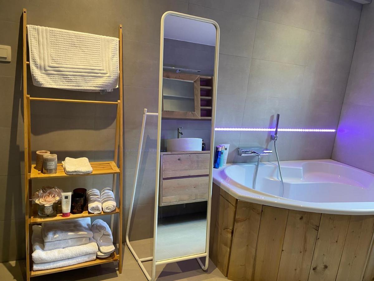Averbode B&B Monroe מראה חיצוני תמונה