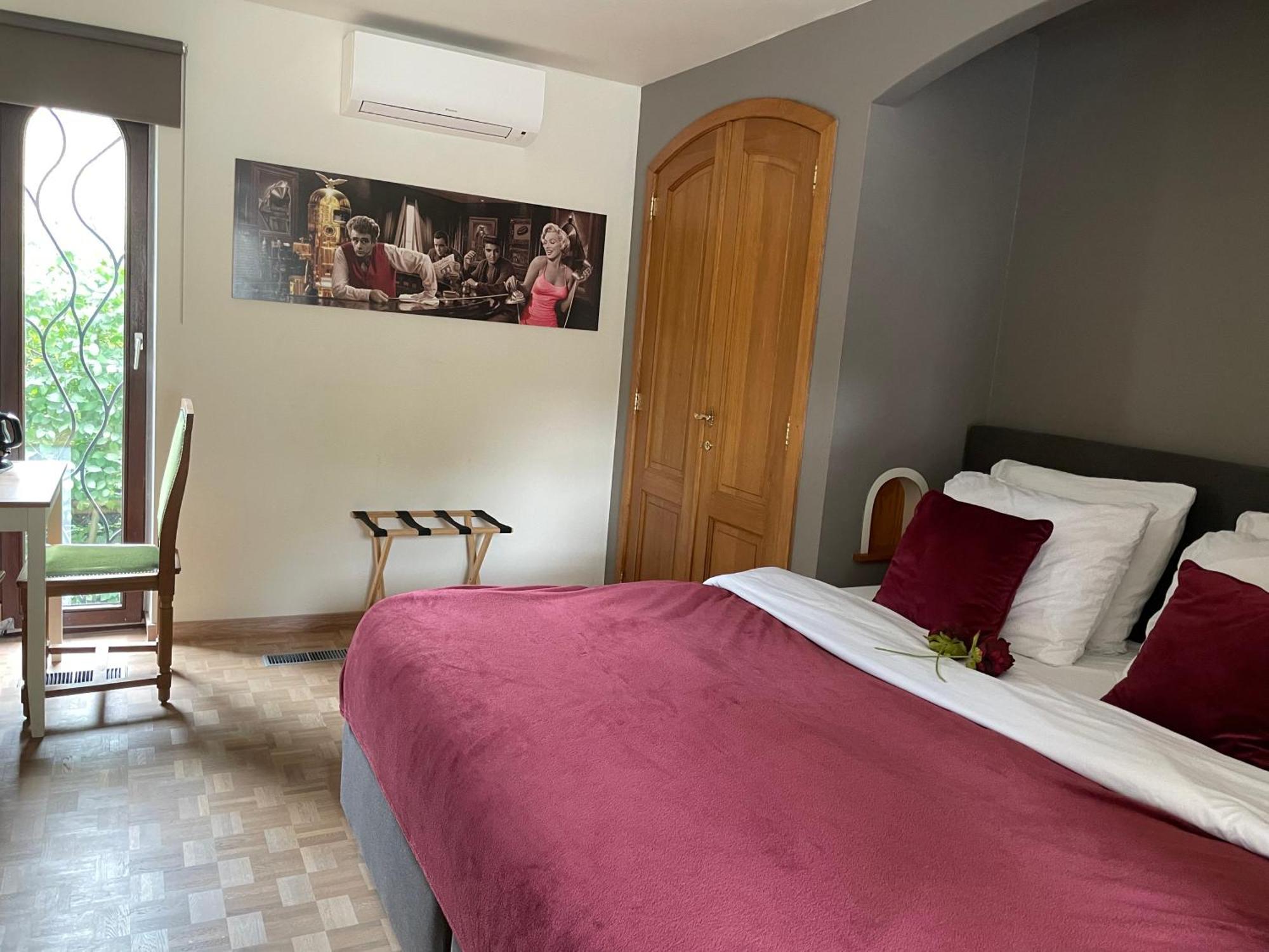 Averbode B&B Monroe מראה חיצוני תמונה